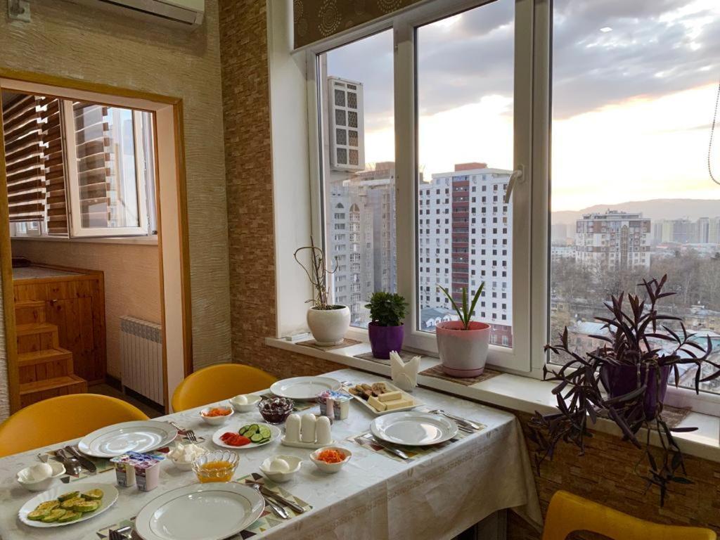 דושאנבה Sunrise Apartments מראה חיצוני תמונה