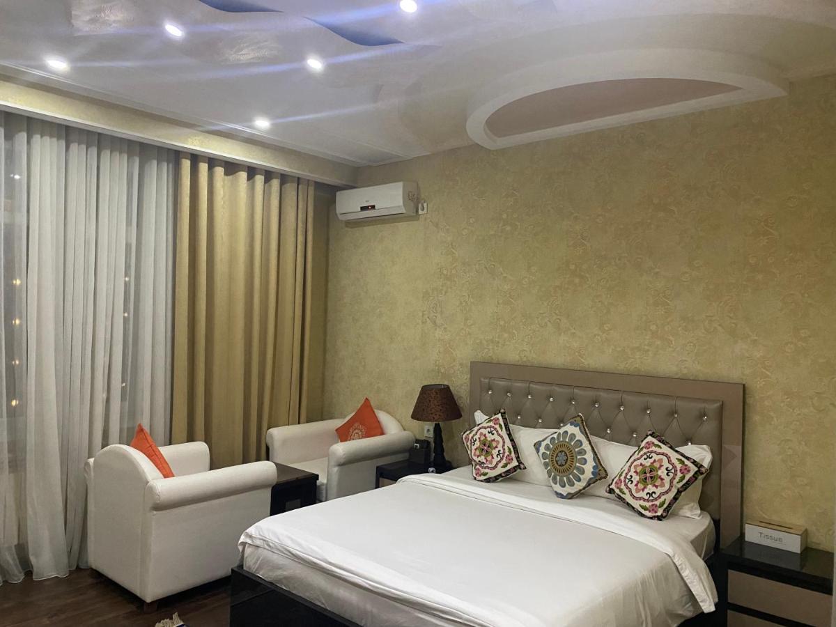 דושאנבה Sunrise Apartments מראה חיצוני תמונה