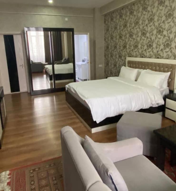 דושאנבה Sunrise Apartments מראה חיצוני תמונה