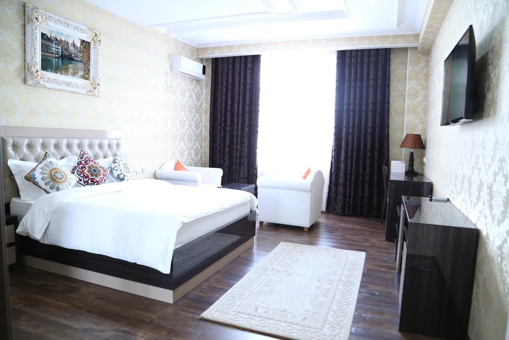דושאנבה Sunrise Apartments מראה חיצוני תמונה