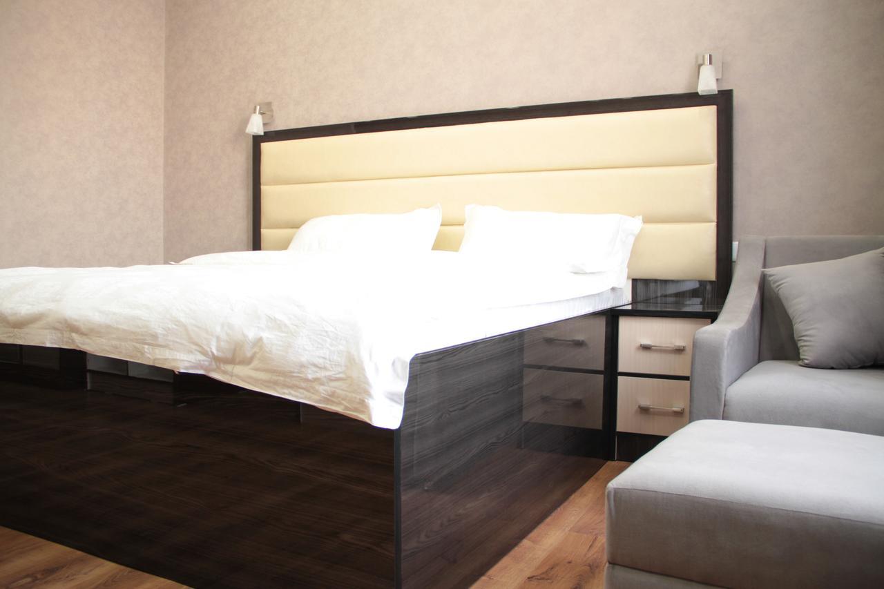 דושאנבה Sunrise Apartments מראה חיצוני תמונה